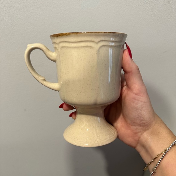 Ceramic mugs - Picture 2 of 3